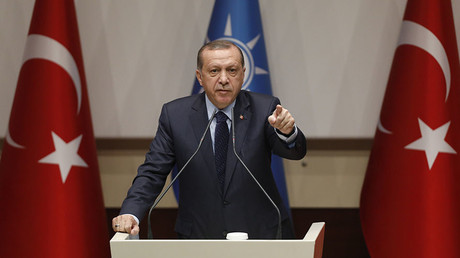 Turkish President Tayyip Erdogan makes a speech at the ruling AK Party's headquarters in Ankara, Turkey, May 2, 2017. © Umit Bektas