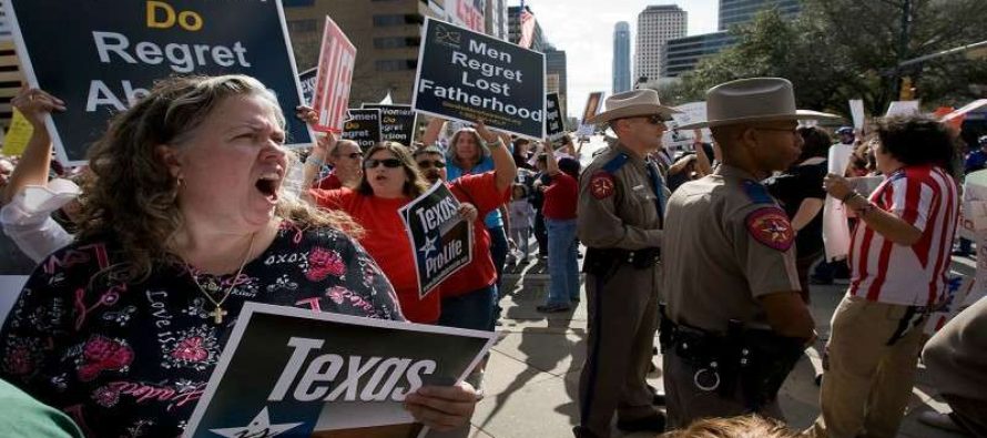 Pro-Life TX Lawmakers Choose to Do Nothing About Skyrocketing Maternal Mortality Rates