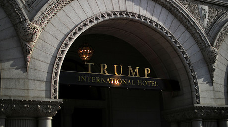 The entrance of Trump International Hotel © Carlos Barria