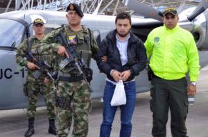 "Captured" ELN commander Diego paraded for the press, only days before peace talks in Quito and demands that the ELN stop taking "hostages".
