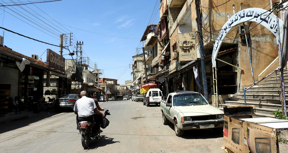 Life on the streets as I entered Madaya on June 13, 2017. (Photo: Eva Bartlett/MintPress News)