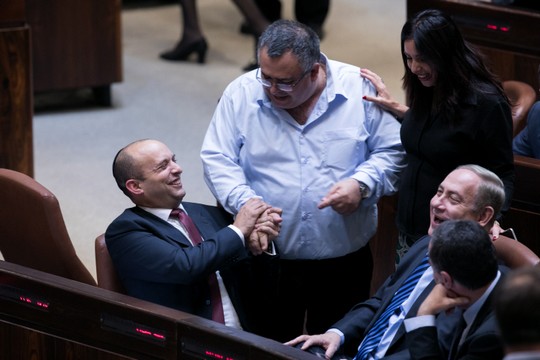 Education Minister Naftali Bennett, MK David Bitan, Culture Minister Miri Regev and Prime Minister Benjamin Netanyahu attend a Knesset plenum session, December 5, 2016. (Yonatan Sindel/Flash90)