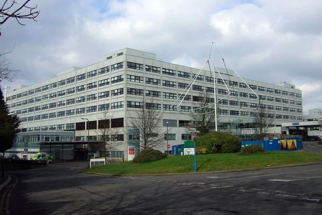 The John Radcliffe NHS Hospital where the author spend five days last summer
