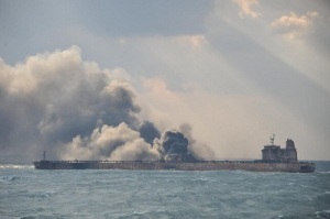 National Iranian Oil Company_Burning oil tanker off China