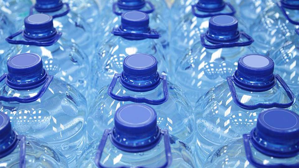 Top Bottled Water Brands Contaminated with Plastic Particles: Report