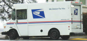 U.S. Postal Service truck. (Alexander Marks / Wikimedia) 