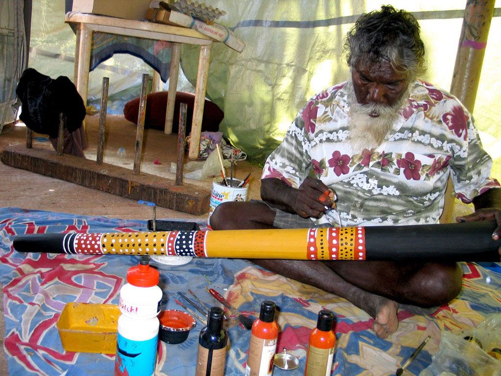 Djalu Gurruwiwi - Master Craftsman didgeridoo yidaki aboriginal yirrkala arnhem land