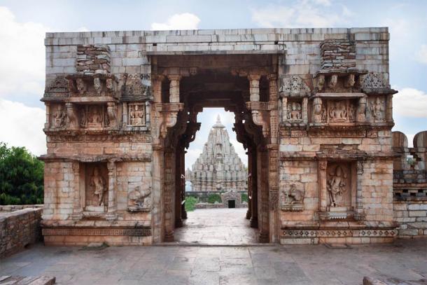 Entrance to Vijay Stambh at Chittorgarh Fort, with a view of Mirabai Temple through the gate. (RealityImages / Adobe Stock)