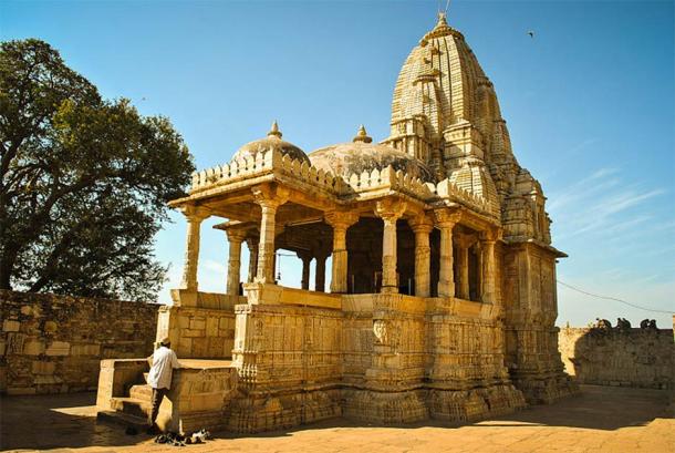Meera Temple, at Chittorgarh Fort in Rajasthan, is where Mirabai is said to have prayed to Krishna. (Sujay25 / CC BY-SA 3.0)