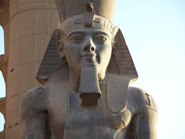 A closeup of the greatest pharaoh of them all: King Ramesses II Colossus at Luxor Temple. (Than217 / Public domain)