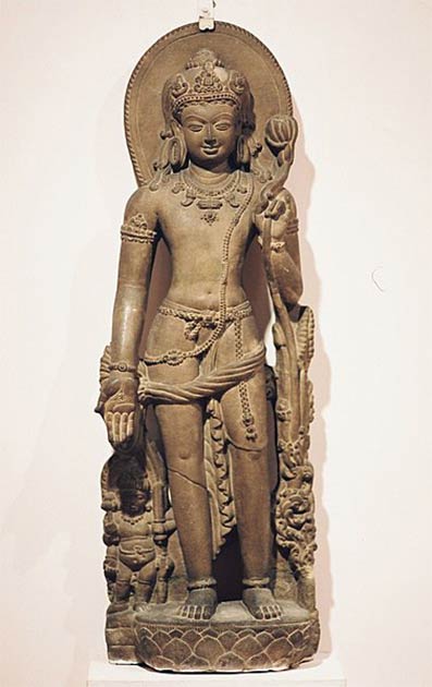 Sculpture of Khasarpana Lokesvara from Nalanda. Monument, India (Hyougushi / CC BY-SA 2.0)