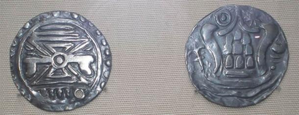 Silver Pyu coins used from 5th to 9th century. (Image: Dser)