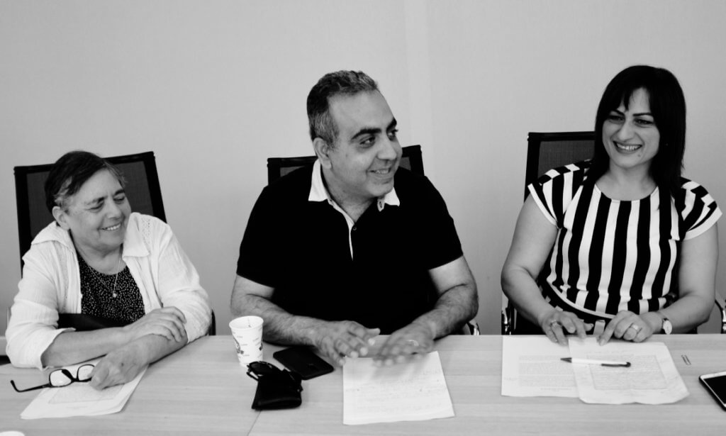 (from left to right) Hannah Amit Kochavi - Maktoob editorial board members, Eyad Barghuthy- deputy editor, Rawya Brurbara- editorial board member (Photo: Duygu Atlas)