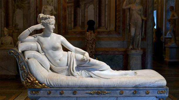The thankfully intact marble sculpture of Paolina Bonaparte Borghese as ‘Venus Victrix’ by Antonio Canova, in the Galleria Borghese, Rome. (CC BY-SA 4.0)