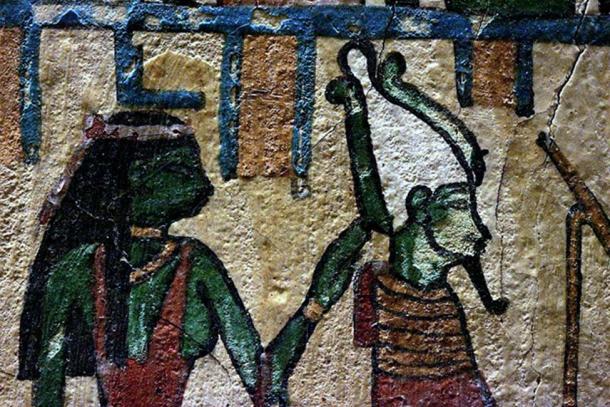 Osiris and Isis held at the Louvre Museum. (CC BY-SA 2.0)