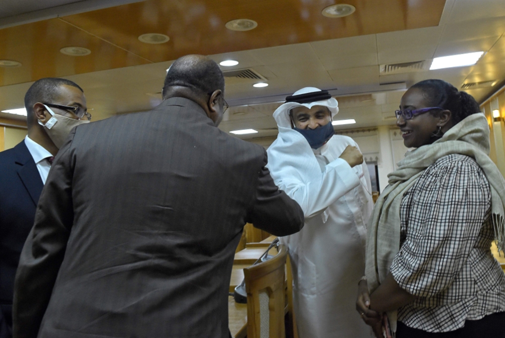 السودان على خطى الإمارات: التطبيع مقابل القمــح والنفط
