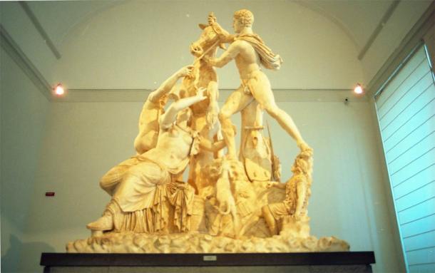 The Farnese Bull, now housed in the Naples National Archaeological Museum (CC BY-NC 2.0)
