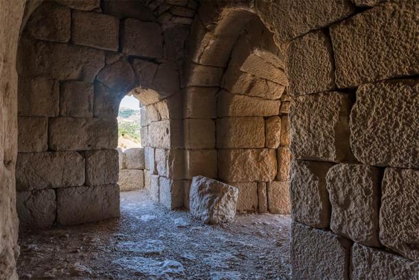 Hall in the lower tier in Nimrod Castle located in Upper Galilee in northern Israel on the border with Lebanon. (svarshik / Adobe Stock)