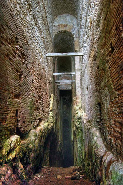 Major Roman tunnel on Mount Salviano. (Claudio Parente/CC BY SA 4.0)