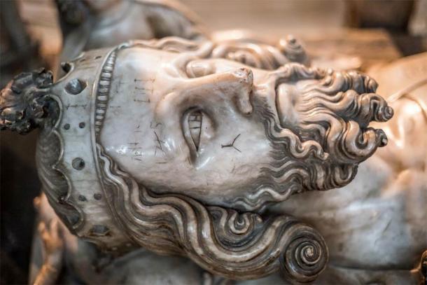 Effigy of King Edward II on his tomb at Gloucester Cathedral. Source: Matthew /Adobe Stock