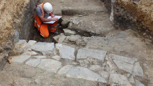 The shells of the medieval Friary buildings have been excavated. (Cotswold Archaeology)