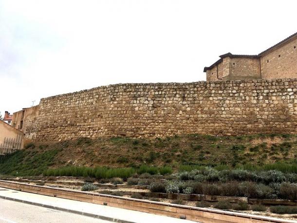 Section of the medieval village wall in Almazán, Spain. (Retuerce Velasco, M. et. al. / Universidad Complutense de Madrid)