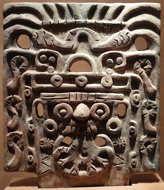 Face mask of Tlaloc or the Storm God on display at the National Museum of Anthropology and History, Mexico City. (El Comandante / CC BY-SA 3.0)