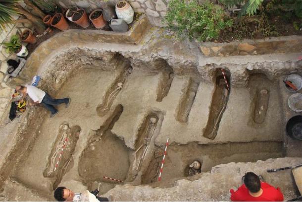 Other ancient Muslim graves had been discovered in Tauste before the 400 burials. (El Patiaz Asociacion Cultural)