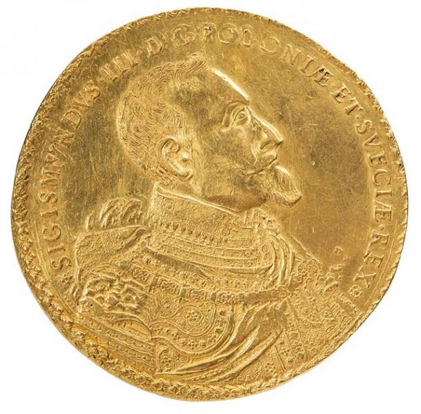 The reverse side of the 1621 gold Polish coin showing a side profile portrait of king Zygmunt III Waza of Poland. (DESA Unicum)