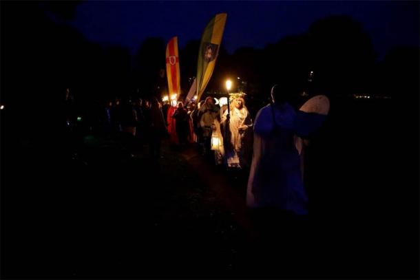A torchlight procession to the Hill of Wards on Samhain. (Púca Festival)