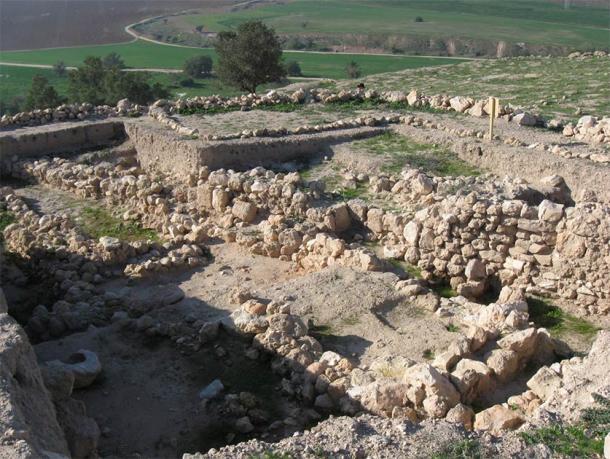 The Gath archaeological site in Israel where the Goliath fragment was found. This fragment is strongly connected with the Anakim giants. (Ori~ / Attribution)