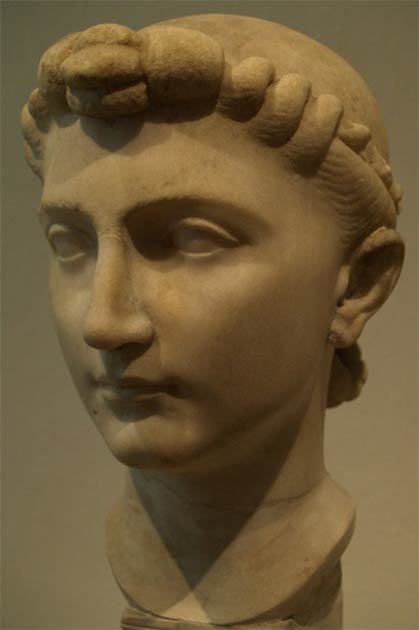 Bust believed to represent Emperor Augustus’ daughter Julia. (Miguel Hermoso Cuesta/CC BY SA 4.0)