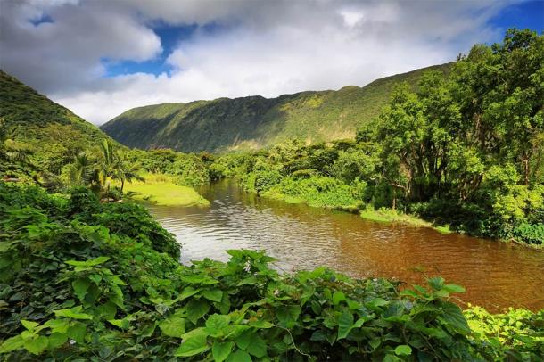 The Waipio Valley on Hawaii Island is known as a sacred location. (estivillml / Adobe Stock)