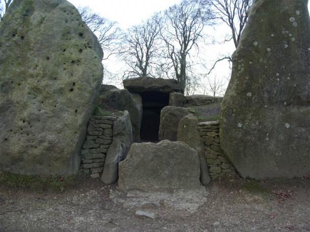 Wayland's Smithy, the long barrow in England linked to Wayland the Smith, dates from the Neolithic period but is named after Wayland all the same. (Ethan Doyle White / CC BY-SA 3.0)