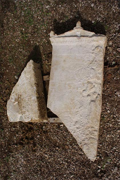 The archaeologists also uncovered a white marble funerary stele within the Elis necropolis. Hopefully they will be able to decipher its inscription. (Ephorate of Antiquities of Ilia / Greek Ministry of Culture and Sports)