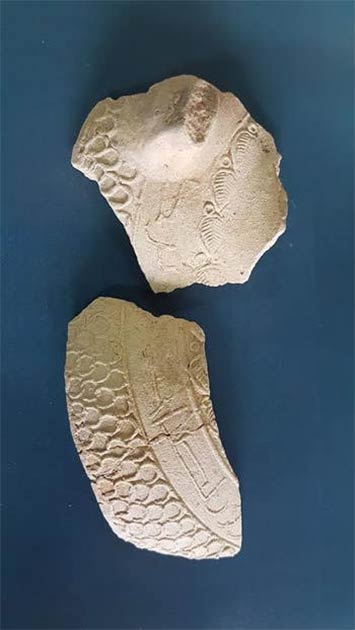Arabic inscription on fragments of a jug that contained headache medicine. (Dr. Ayelet Dayan)
