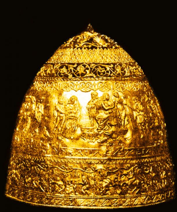 The golden Tiara of Saitaphernes: from fake to celebrated work of art. 