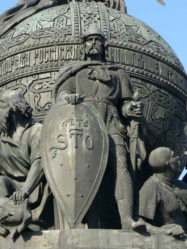 Rurik, founder of the Rurik dynasty, on the Millennium of Russia monument in Veliky Novgorod. (Дар Ветер / CC BY-SA 3.0)