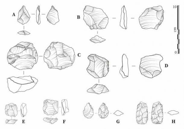 Lithics from Laminia (A-D) and Saxomununya (E-H). (A) unretouched flake; (B) bifacially retouched flake; (C) Levallois core evidencing a step fracture; (D) side retouched flake/scraper; (E, F) Levallois cores; (G) bifacial foliate point; (H) bifacial foliate. (Jacopo Cerasoni / Nature CC-BY-4.0)