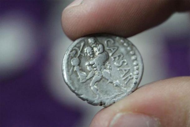 One of the ancient Roman coins discovered in the ancient city of Aizanoi, Kütahya province, Turkey. (Andalou Agency)