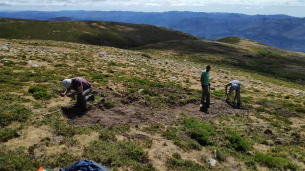 The researchers used high-tech aerial scans and imaging to much more easily find what was long ago hidden from sight beneath the soils of Northern Spain. (RomanArmy.eu)