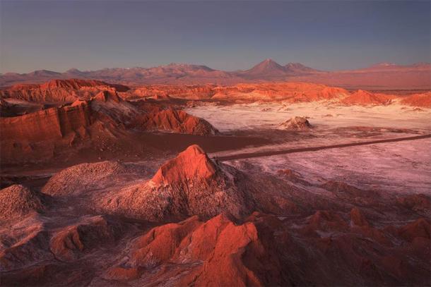 Moon Valley, Atacama Desert, Chile. (sunsinger / Adobe Stock)