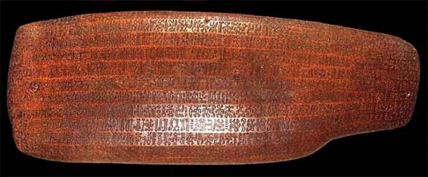 Rongorongo tablet. (Public Domain)
