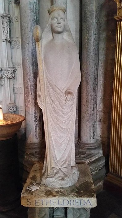 Aethelthryth as St. Etheldreda at Ely Cathedral, Ely, Cambridgeshire, England. (Francis Helminski / CC BY-SA 4.0)