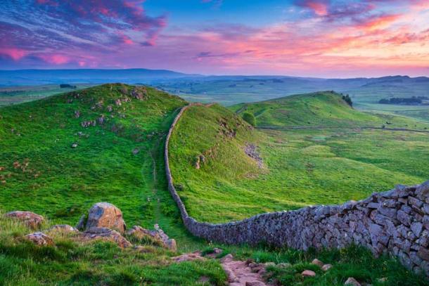 Hadrian’s Wall, whose construction had begun in 122, marked the boundary between Roman Britain south of the wall, and the “barbarian” Caledonia to the north. (drhfoto / Adobe Stock)