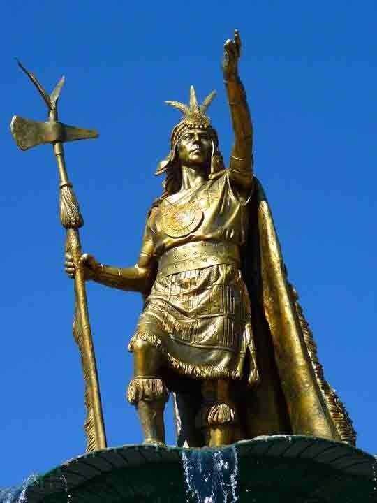 The Statue of Pachacuti can be found on the Plaza de Armas in Cusco. (Pixabay)