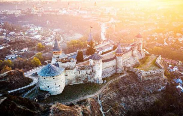 The Kamianets-Podilskyi Castle fell to besiegers only twice in its long history. (Alex Green /Adobe Stock)