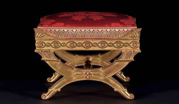 A European sella curulis curule chair made of wood and gilded from Berlin circa 1810 AD. (John Jason / CC BY-SA 4.0)