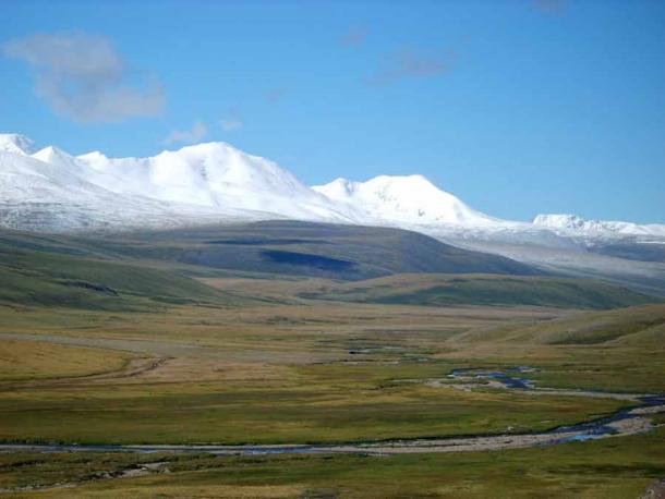 The Ukok Plateau where the Ice Maiden’s tomb was found in 1993. (Kobsev at ru.wikipedia / CC BY 2.5)