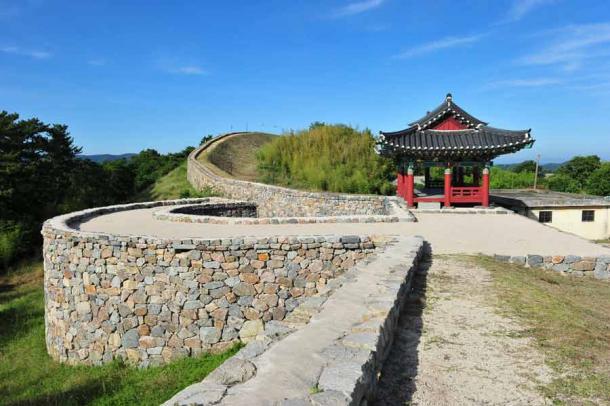 The historic Janggieupseong site built by the Goryeo dynasty, located in the Janggi-myeon, Pohang, Gyeongsangbuk-do, South Korea. (Yeongsik Im / Adobe Stock)